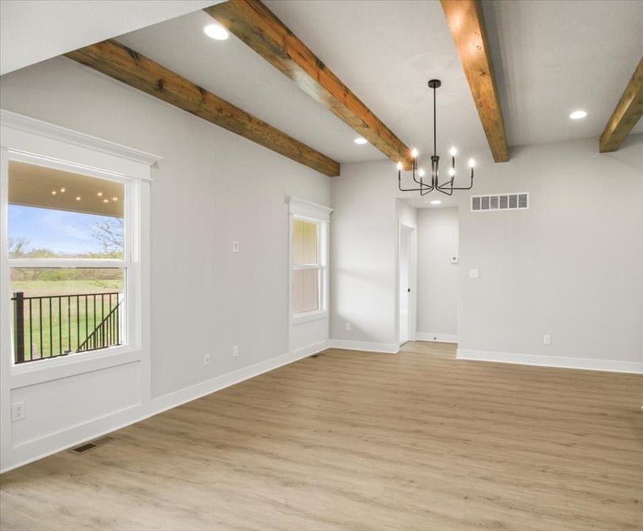 1011 Eli Lane Property Photo 3