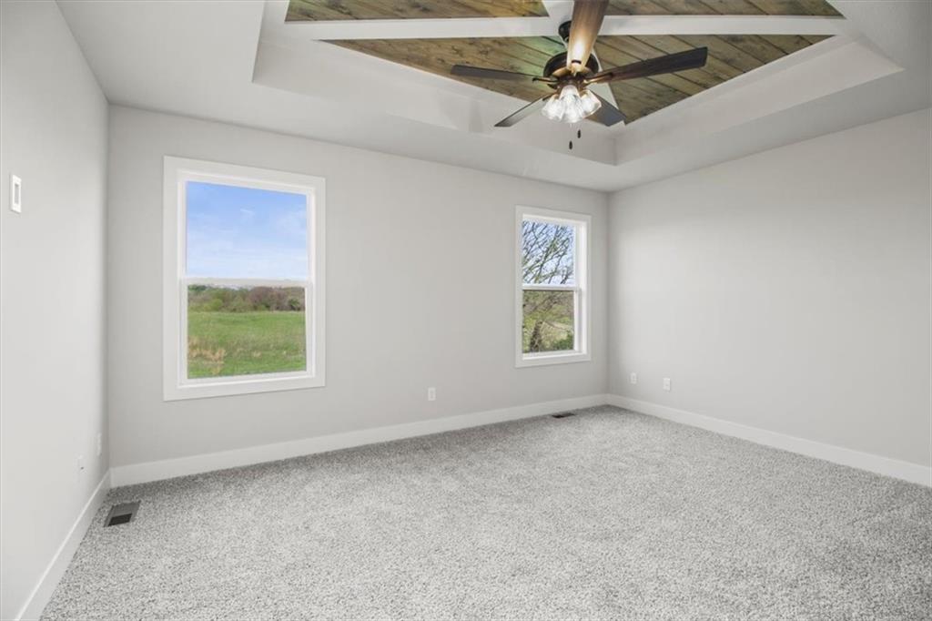 1011 Eli Lane Property Photo 8