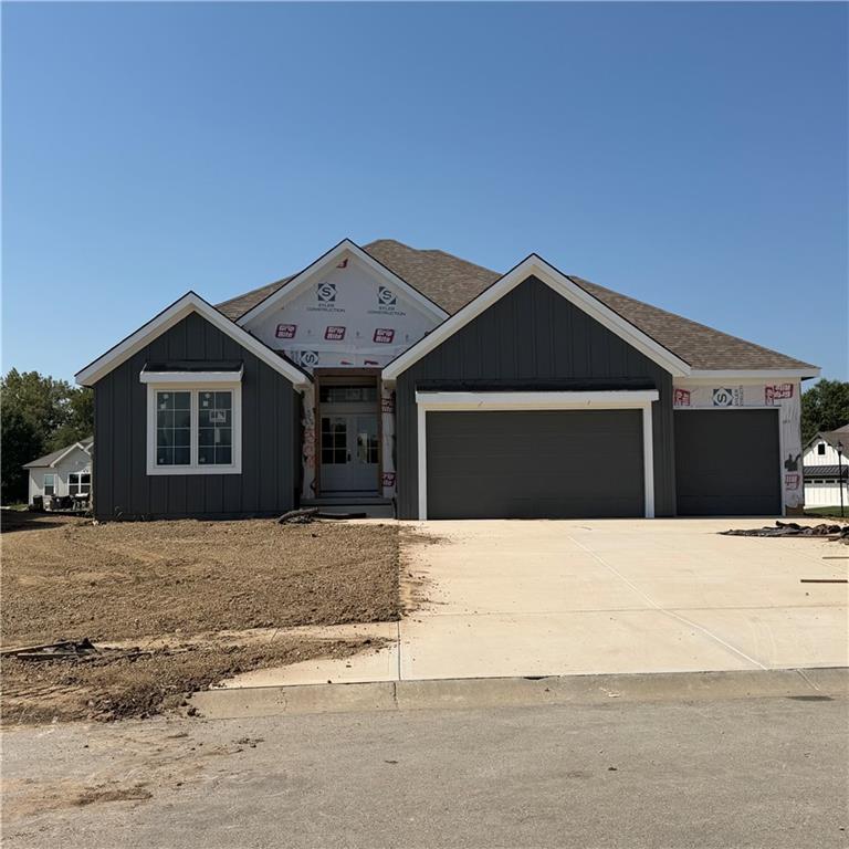 2304 Foxtail Drive Property Photo 1