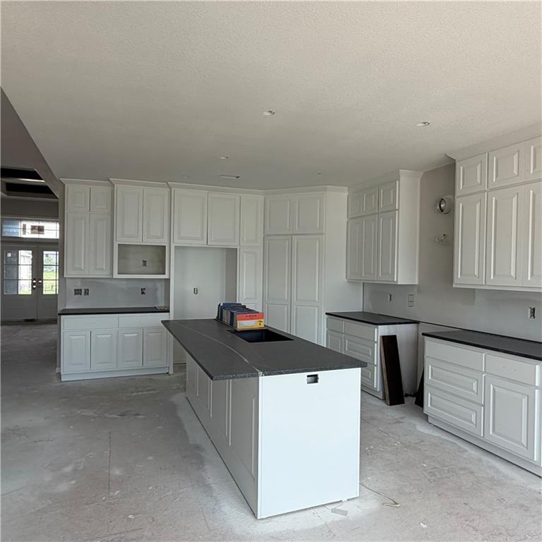 2304 Foxtail Drive Property Photo 12