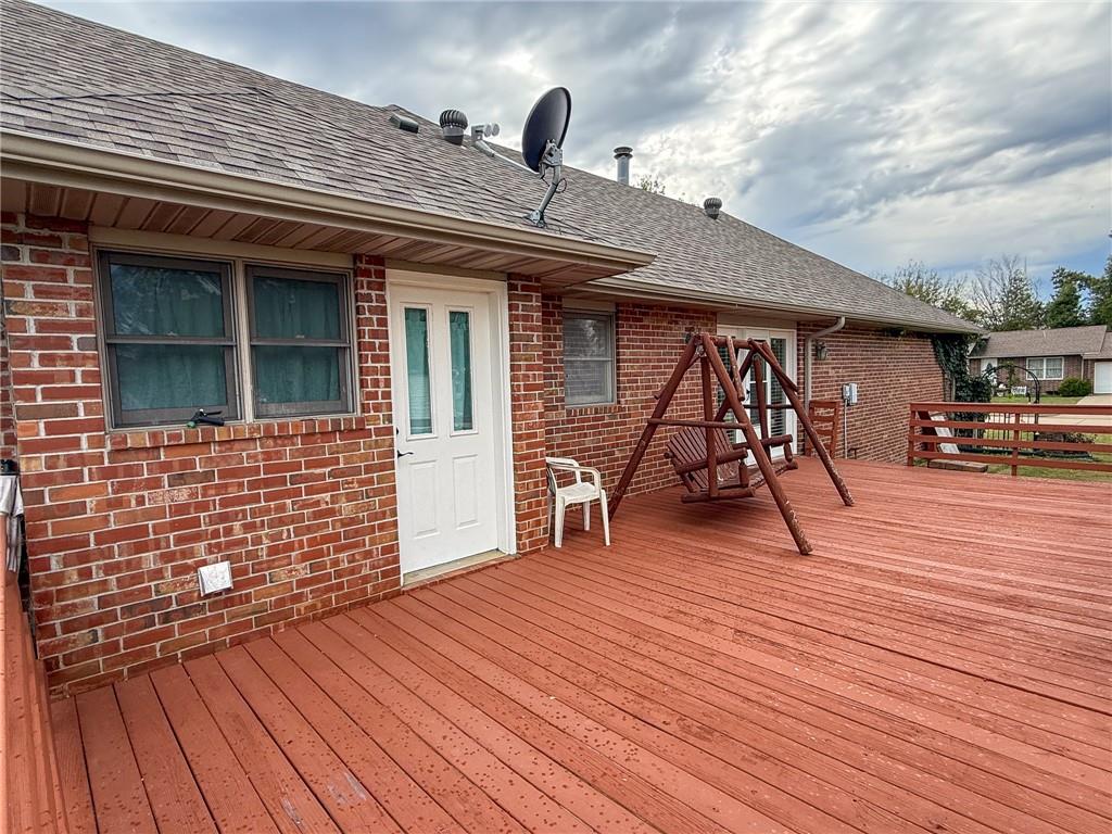 2004 N Lynn Street Property Photo 46