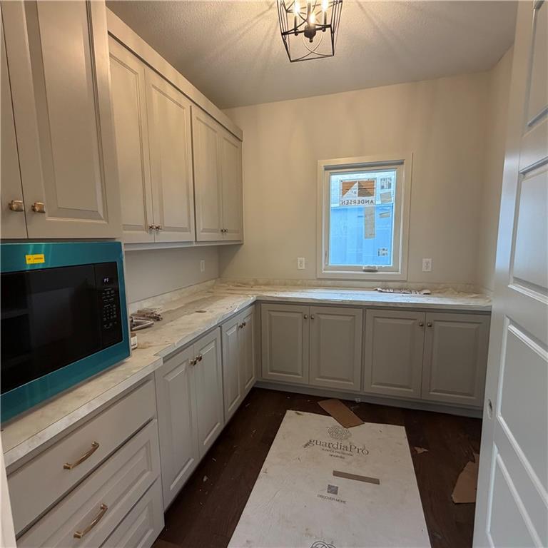 2306 Foxtail Drive Property Photo 21