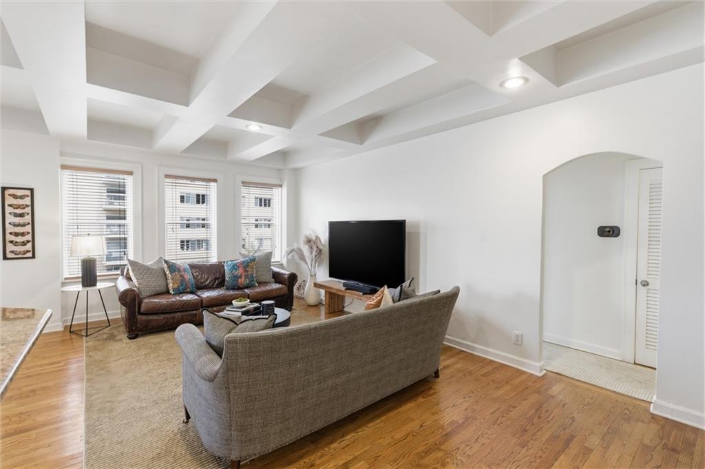 229 Ward Parkway Property Photo 15
