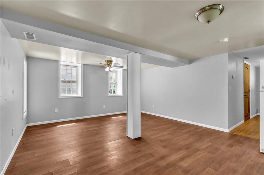 83 N Mill Street Property Photo 9