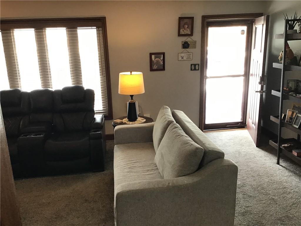 8395 Nw Waukomis Drive Property Photo 3