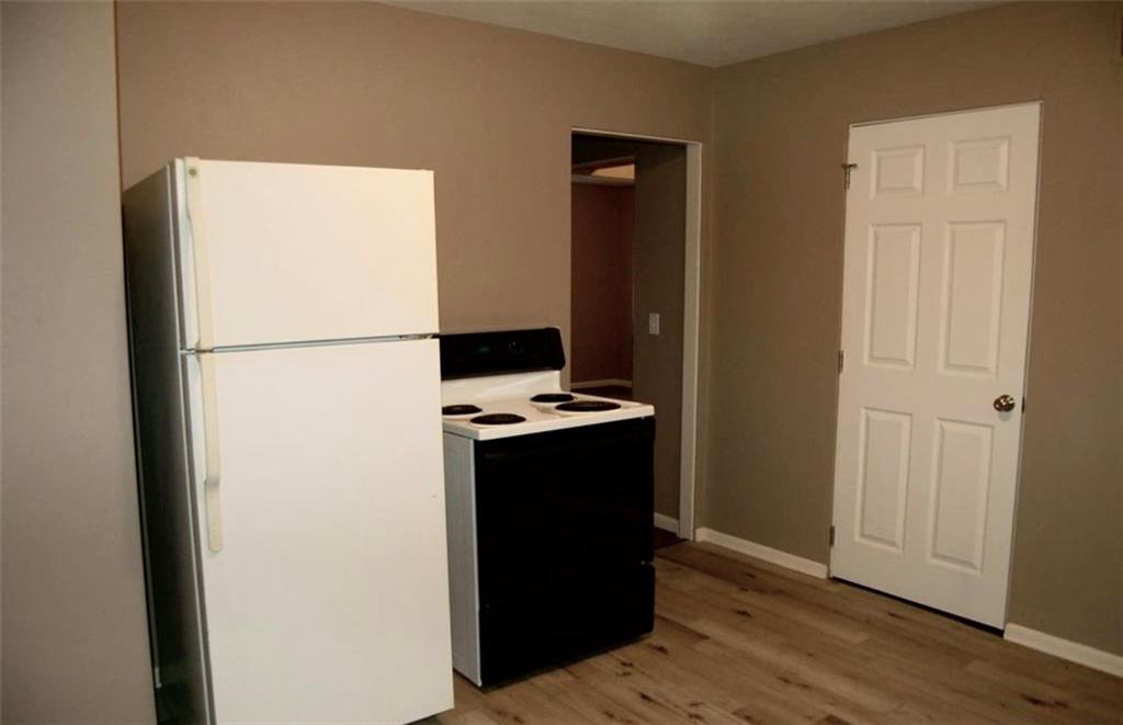 310 E Franklin Street Property Photo 8