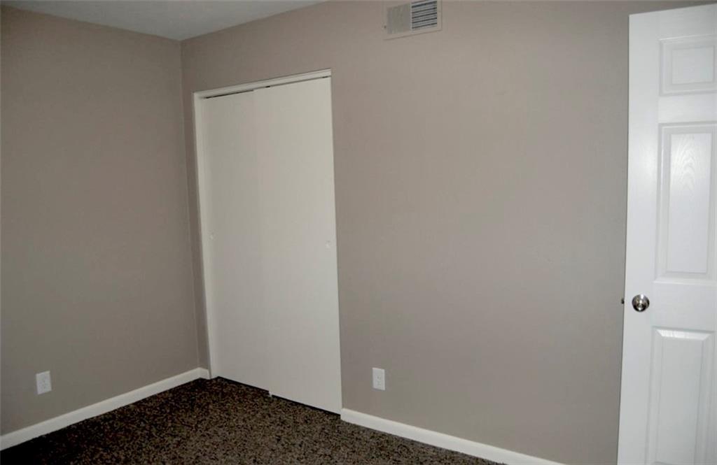 310 E Franklin Street Property Photo 10