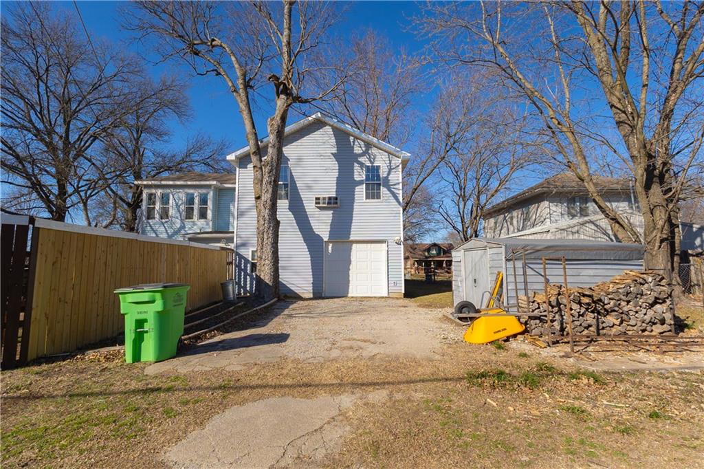 703 E 4th Street Property Photo 37