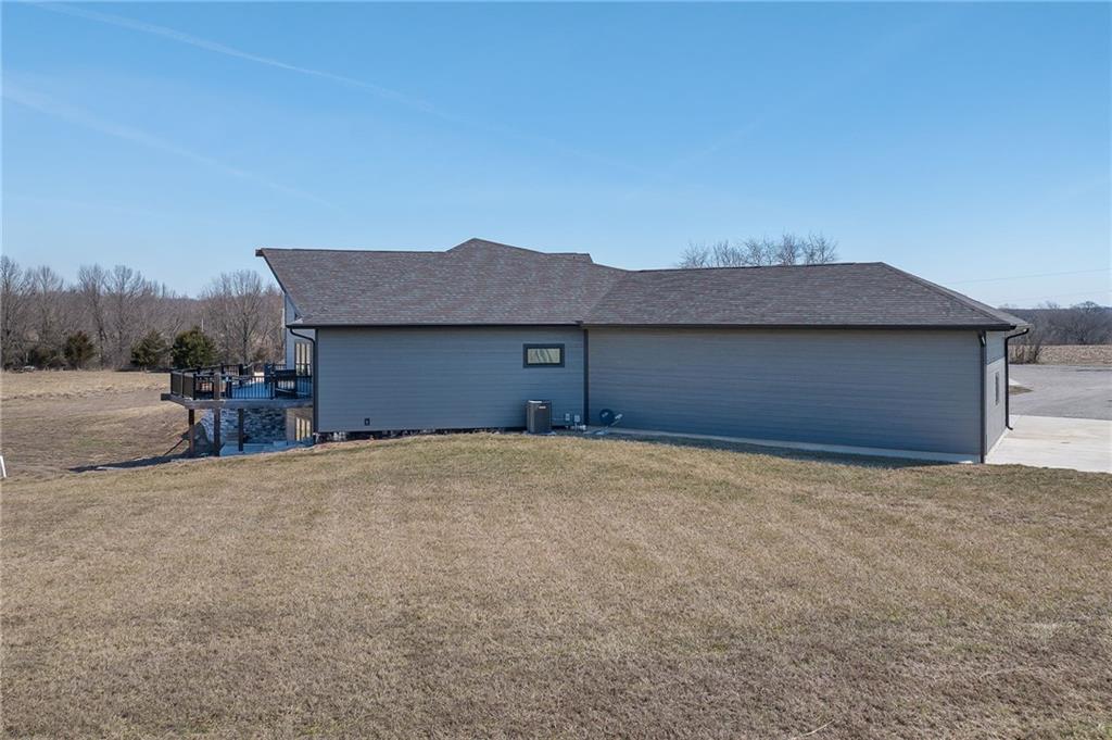 7300 80th Road Property Photo 9