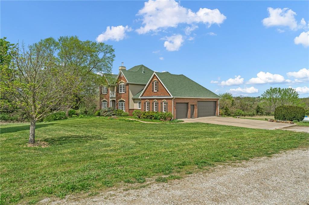 1548 N 800 Road Property Photo 6