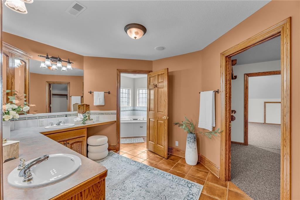 1548 N 800 Road Property Photo 45