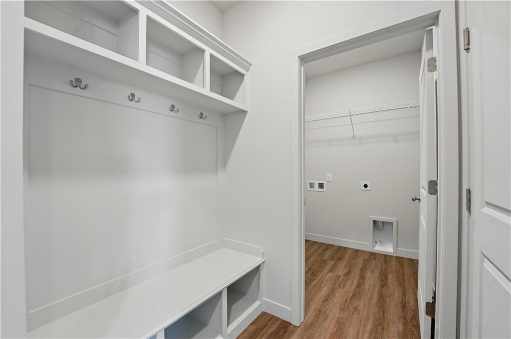 12409 S Acacia Drive Property Photo 6