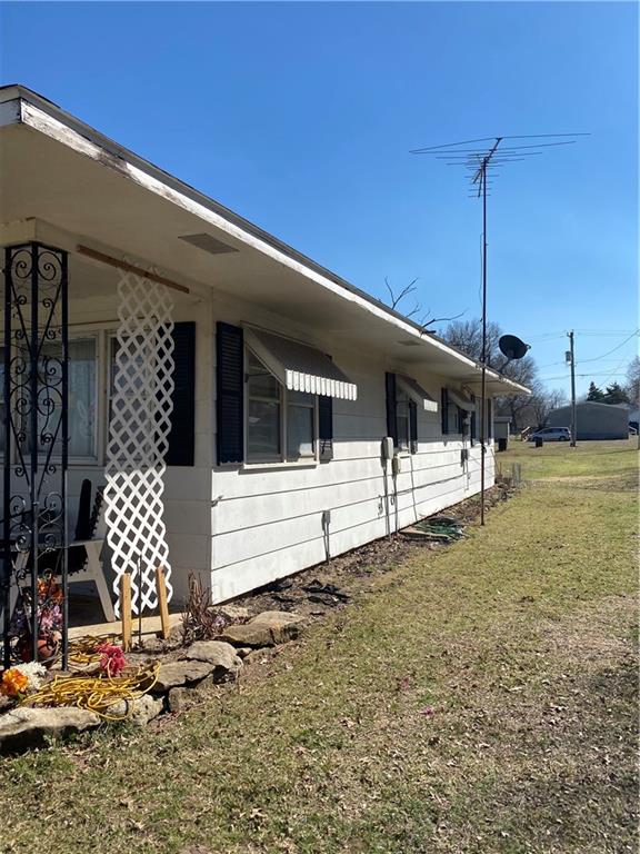 804 E Perry N/a Property Photo 3