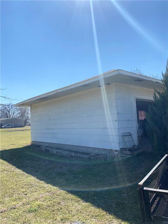 804 E Perry N/a Property Photo 5