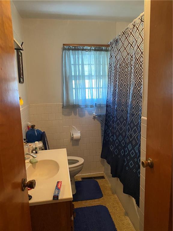 804 E Perry N/a Property Photo 14