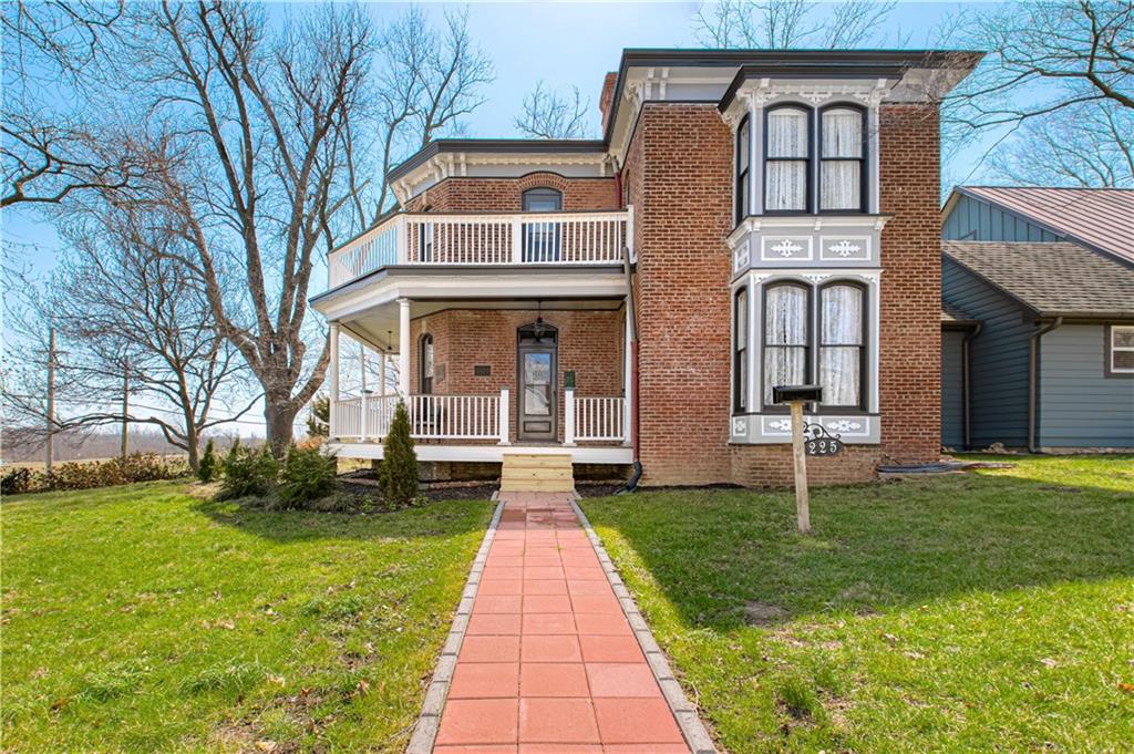 225 Groom Street Property Photo 3