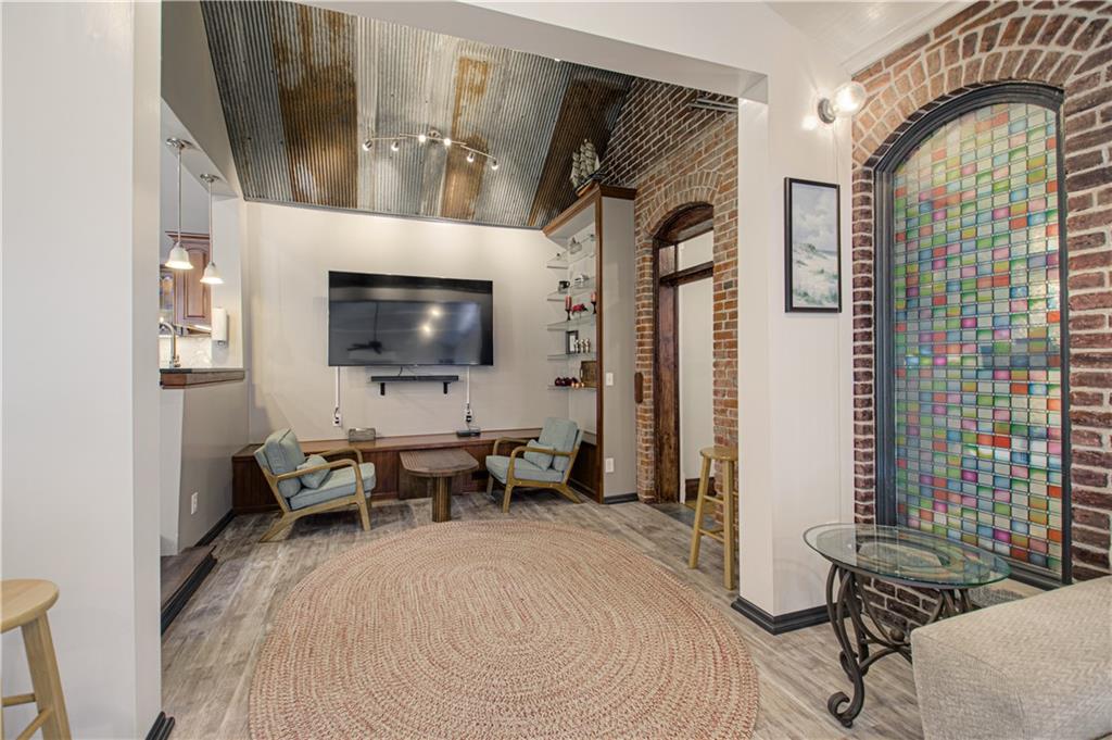 225 Groom Street Property Photo 16