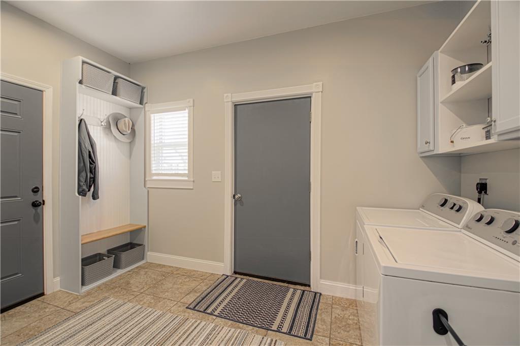 225 Groom Street Property Photo 24