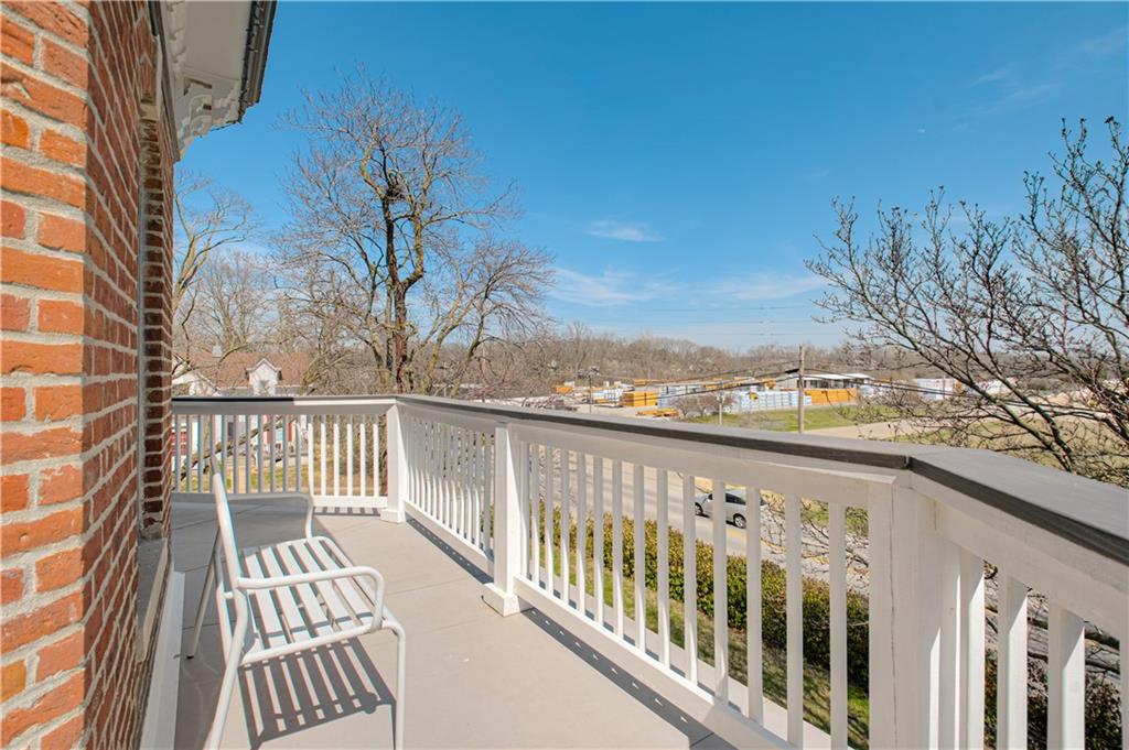 225 Groom Street Property Photo 33