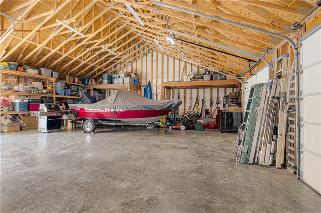 225 Groom Street Property Photo 36