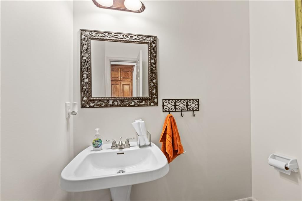10400 River Hills Drive Property Photo 22