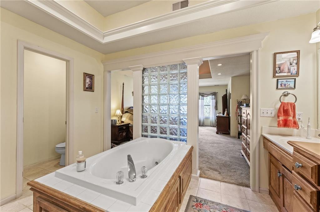 10400 River Hills Drive Property Photo 34