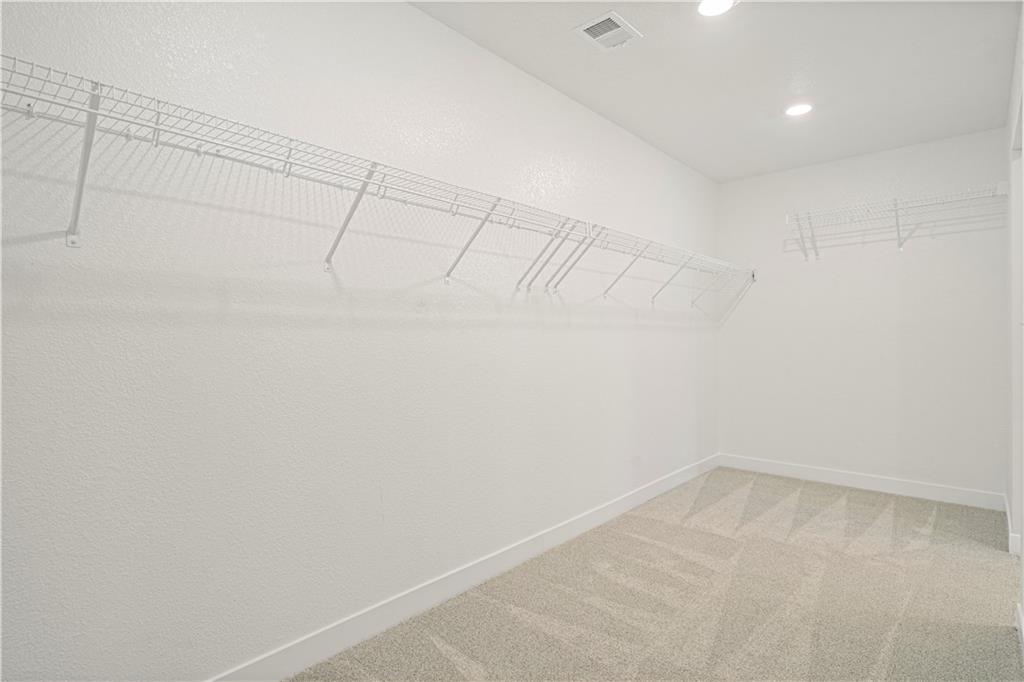 354 Sw Chavis Drive Property Photo 8
