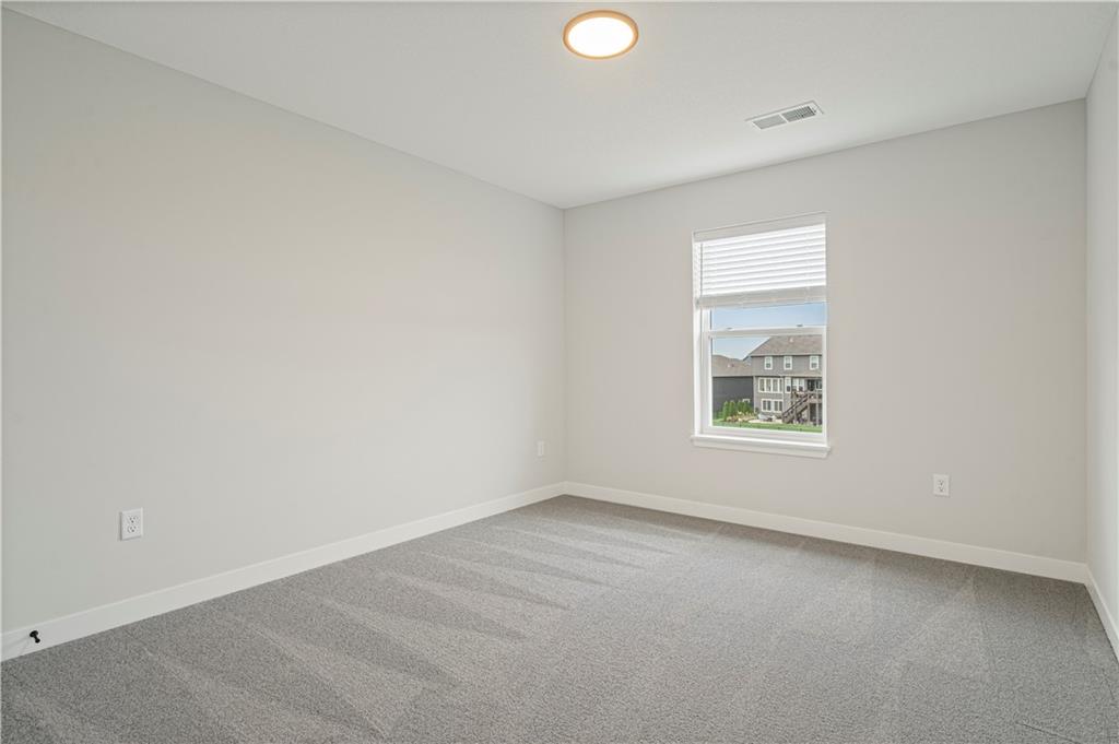354 Sw Chavis Drive Property Photo 13