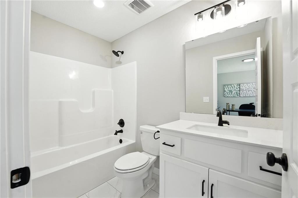 1201 Sendera Trail Property Photo 24