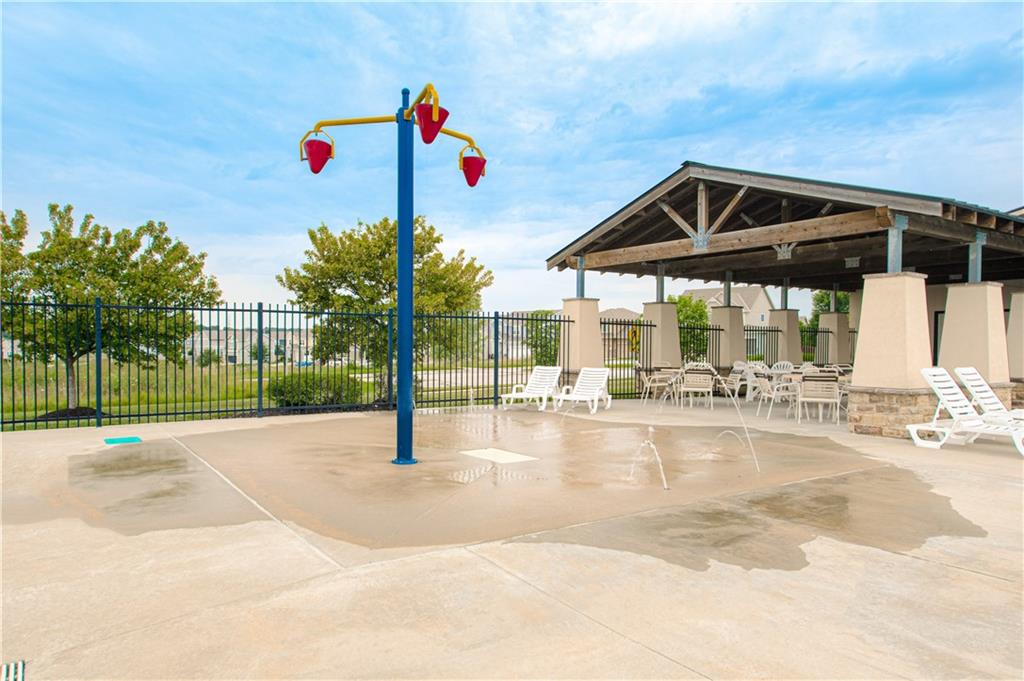 4524 Sw Berkshire Drive Property Photo 49