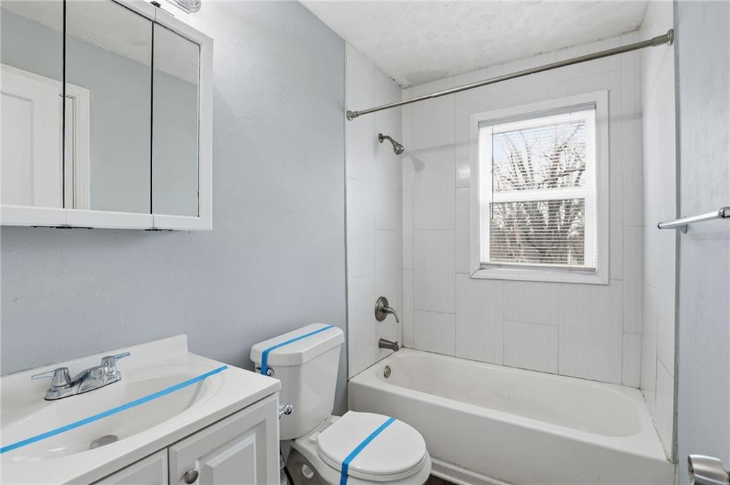 9609 E 68th Street Property Photo 23