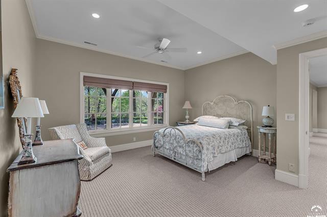 208 Fall Creek Drive Property Photo 44