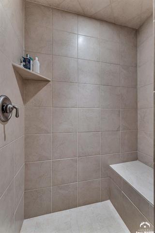208 Fall Creek Drive Property Photo 46