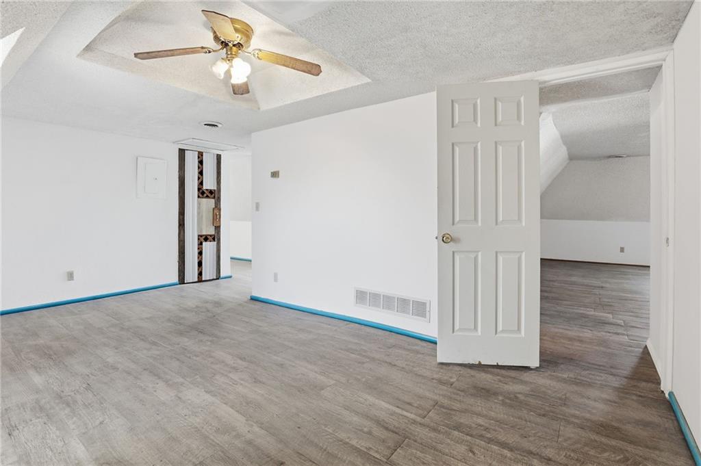 419 Maple Boulevard Property Photo 14