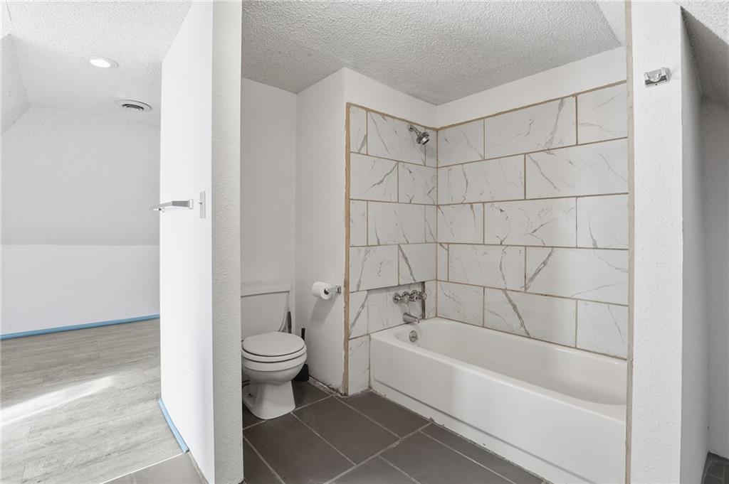 419 Maple Boulevard Property Photo 16