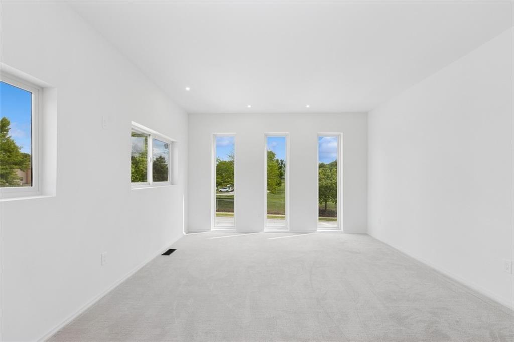 10924 W 67th Street Property Photo 22