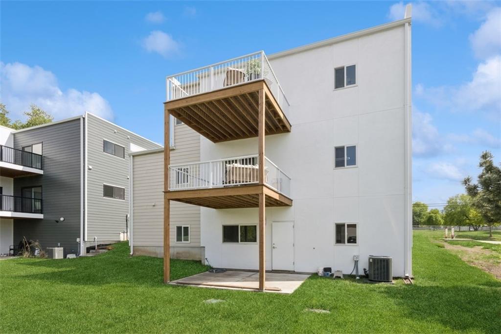 10924 W 67th Street Property Photo 29