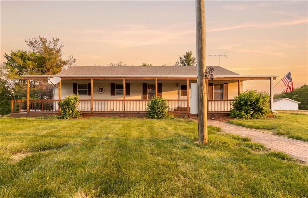 9226 427 Road Property Photo 4