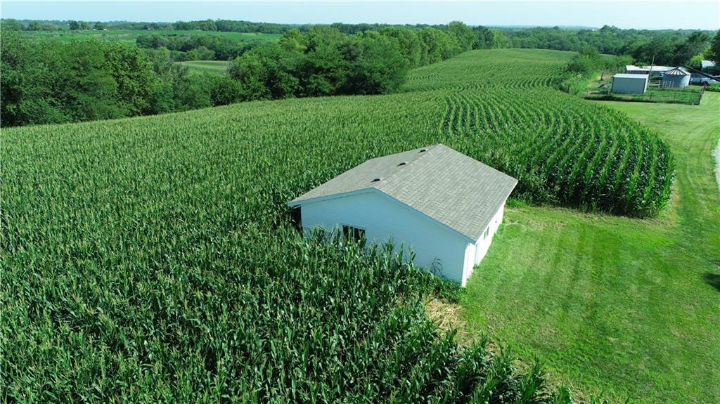 9226 427 Road Property Photo 13