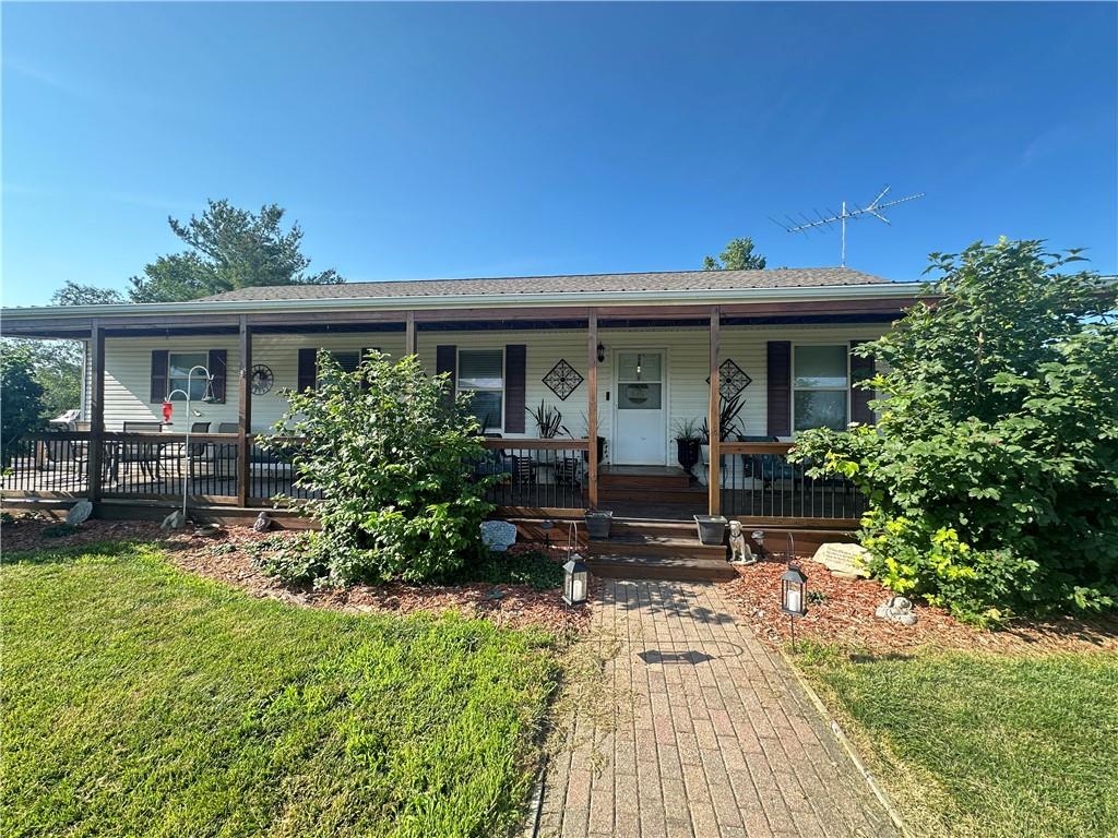 9226 427 Road Property Photo 16