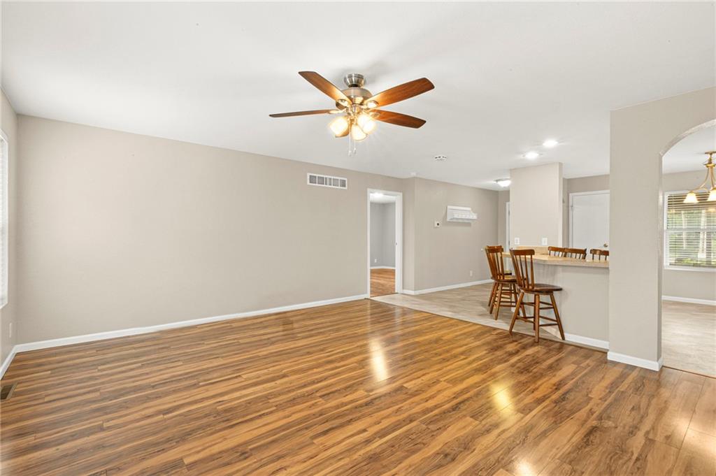 9226 427 Road Property Photo 18