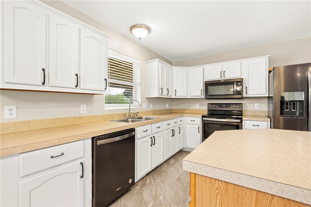 9226 427 Road Property Photo 23