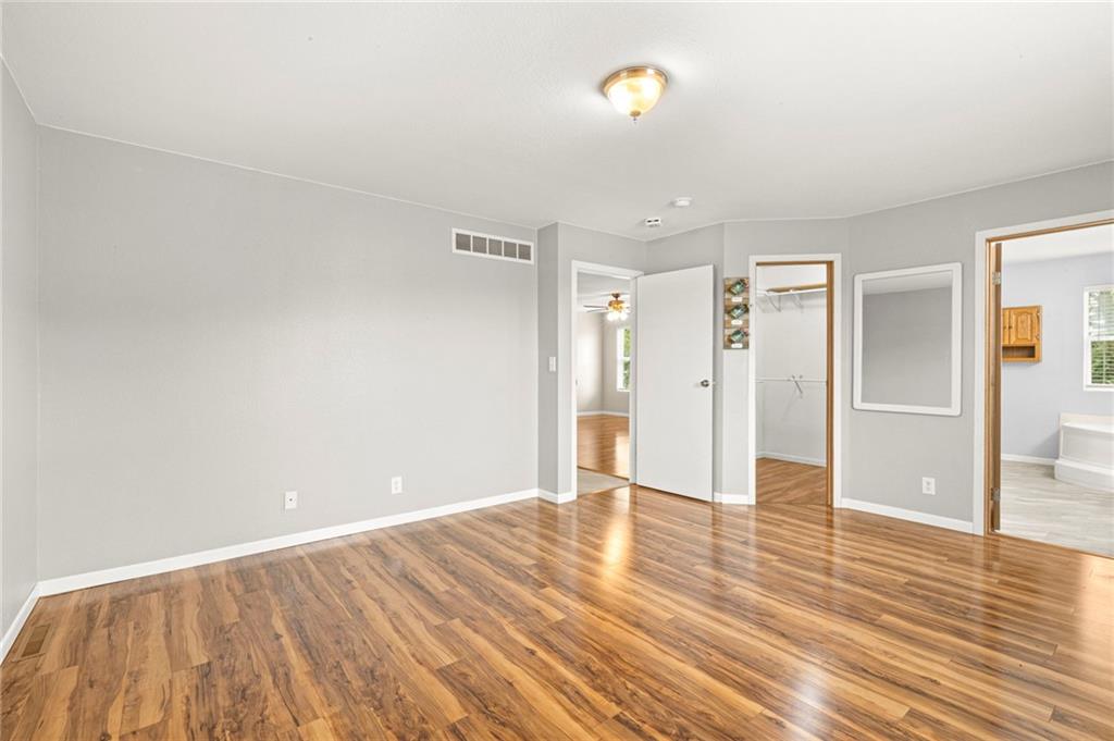 9226 427 Road Property Photo 30