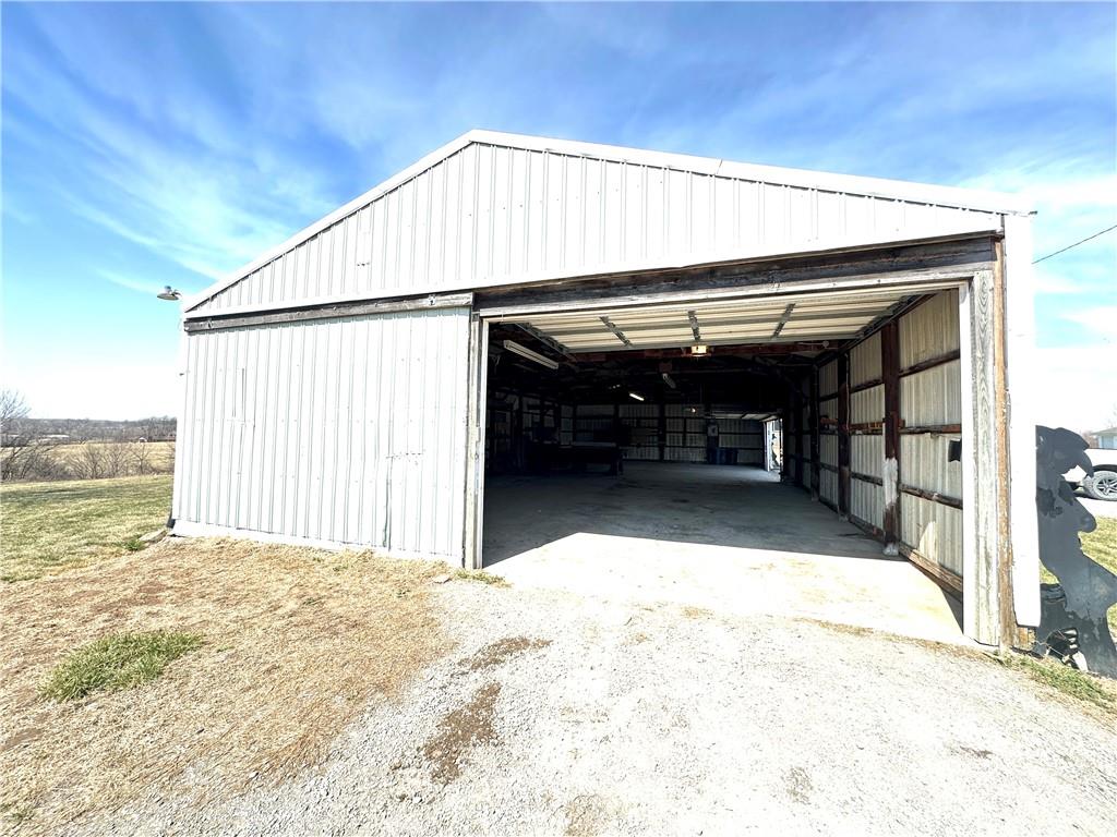 9226 427 Road Property Photo 39