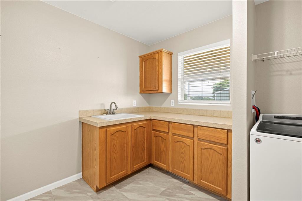 9226 427 Road Property Photo 41