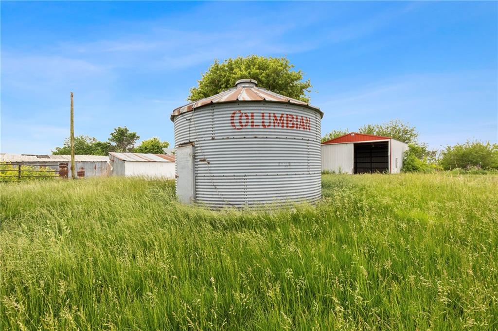 9226 427 Road Property Photo 64