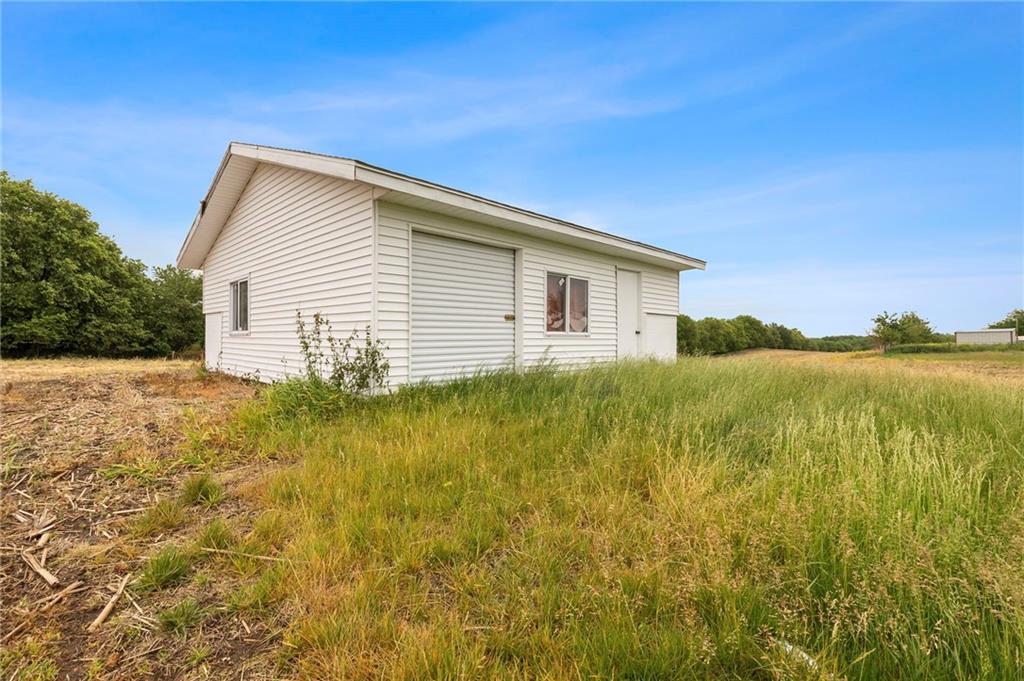 9226 427 Road Property Photo 68