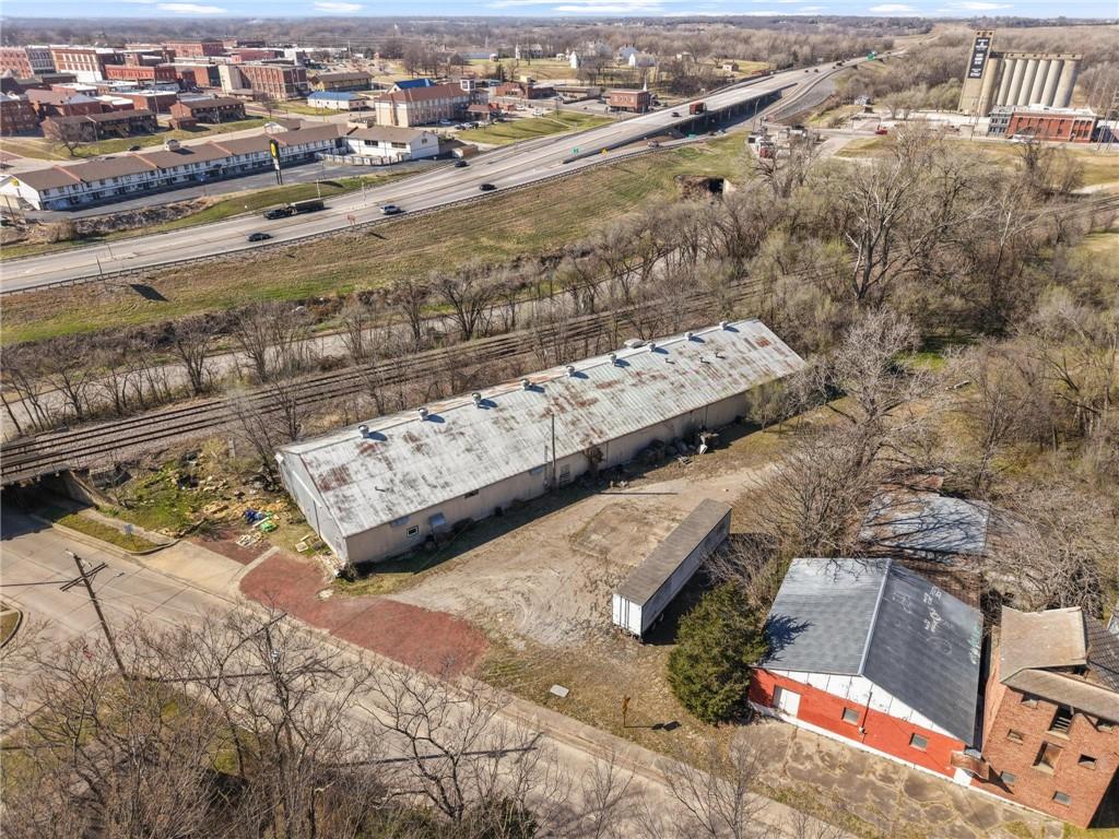 505 E 3rd Street Property Photo 4