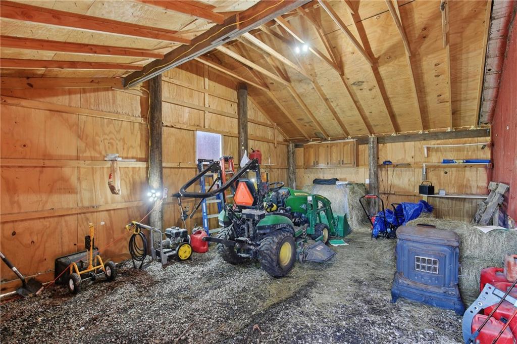 1031 Ne 301 Road Property Photo 37