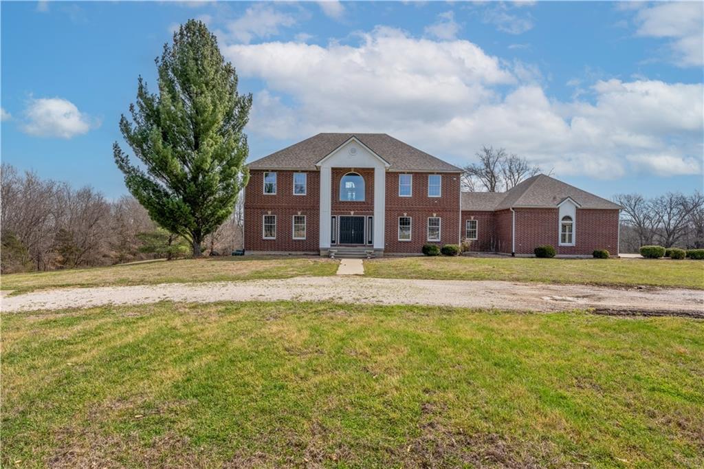 471 201st Road Property Photo 3